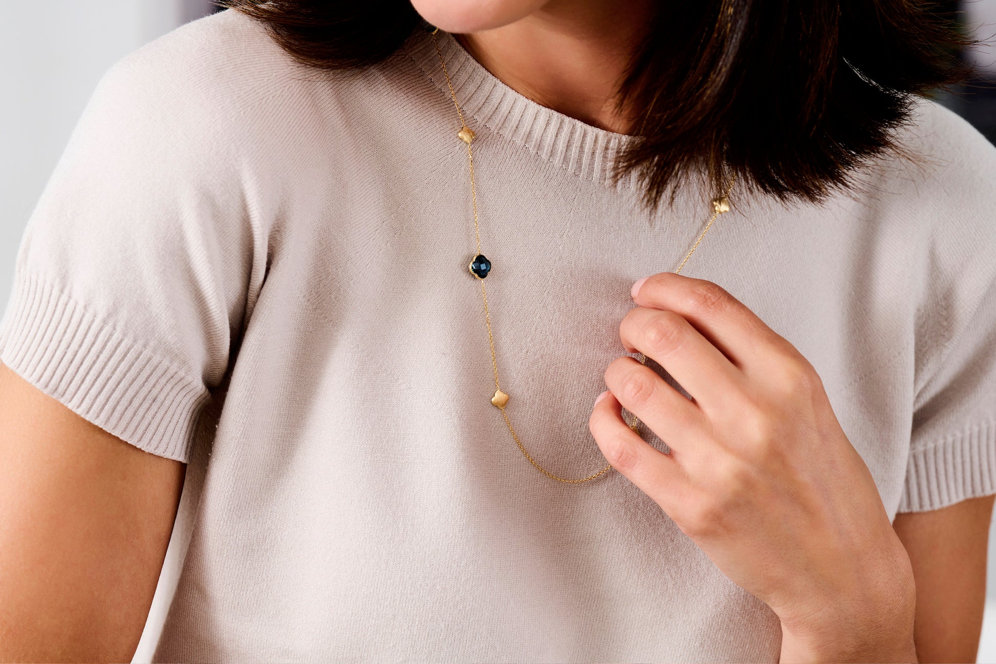 Collier en Or jaune avec du Topaze